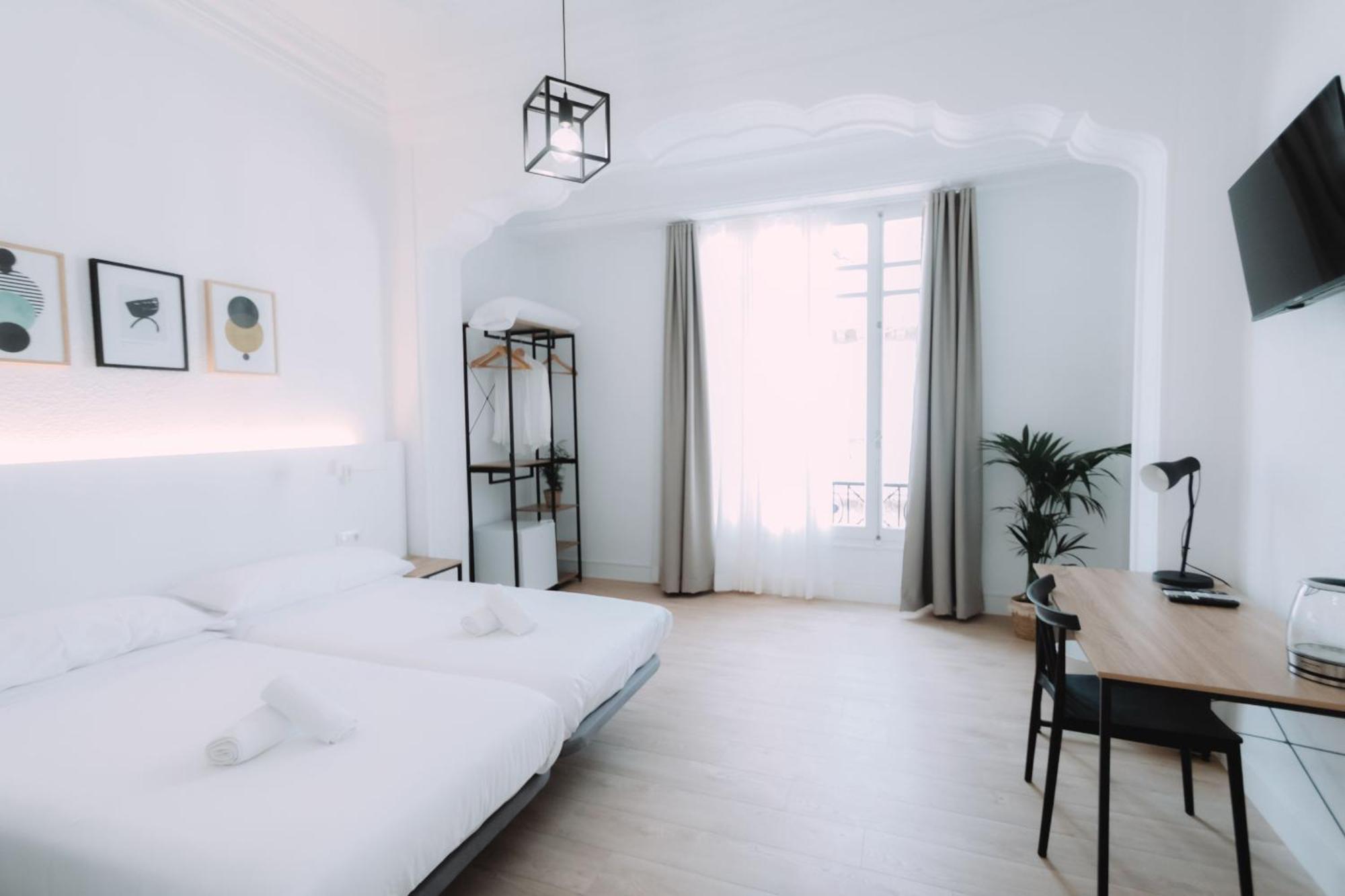 Concept Rooms Valencia Eksteriør bilde