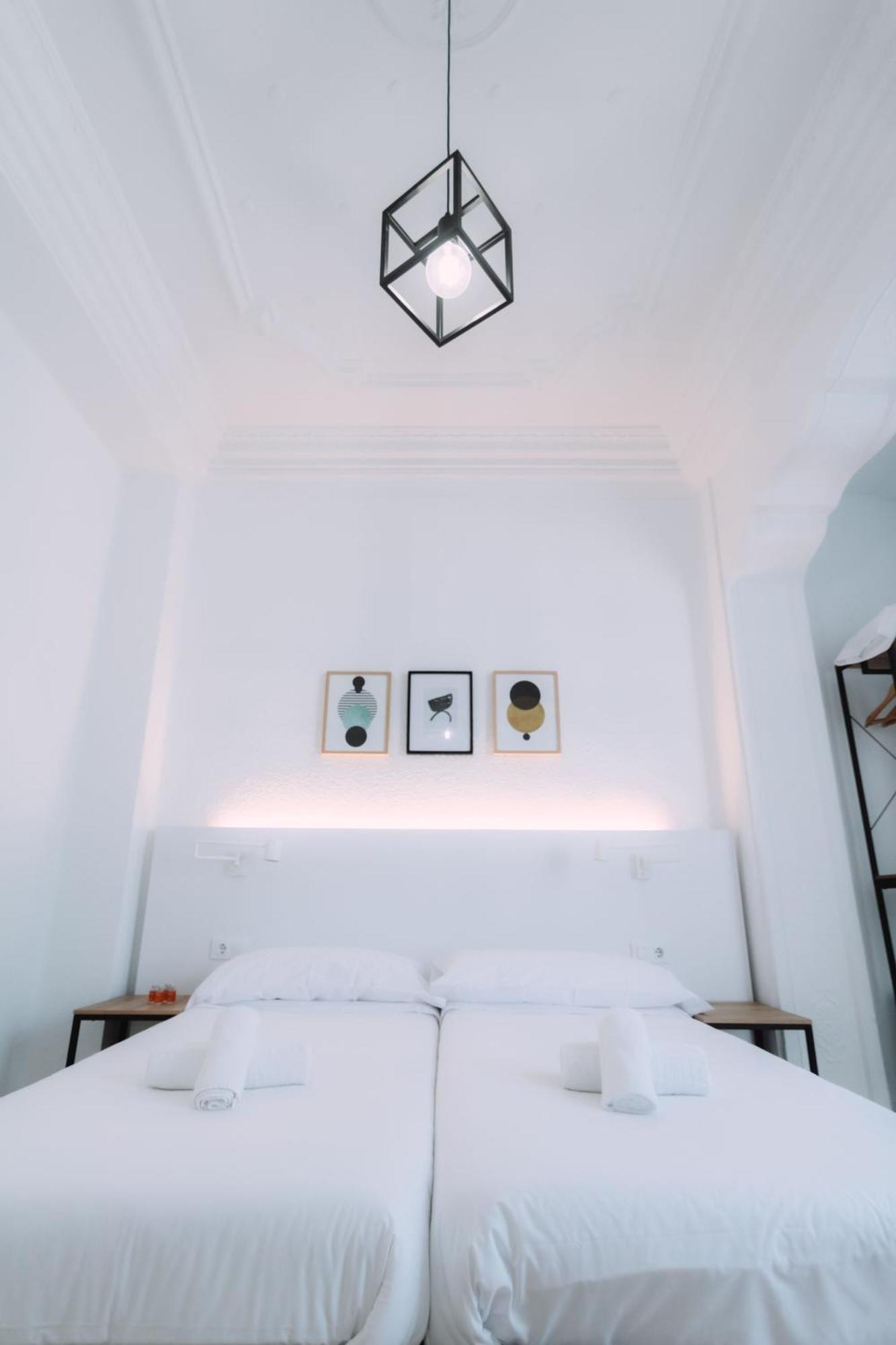 Concept Rooms Valencia Eksteriør bilde