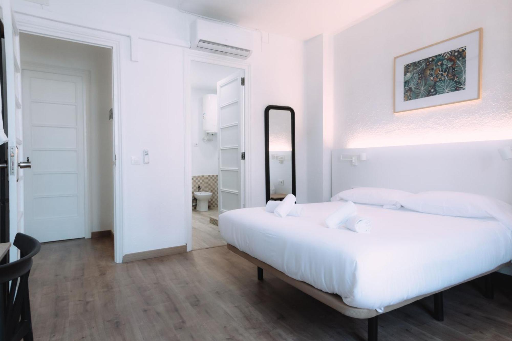 Concept Rooms Valencia Eksteriør bilde