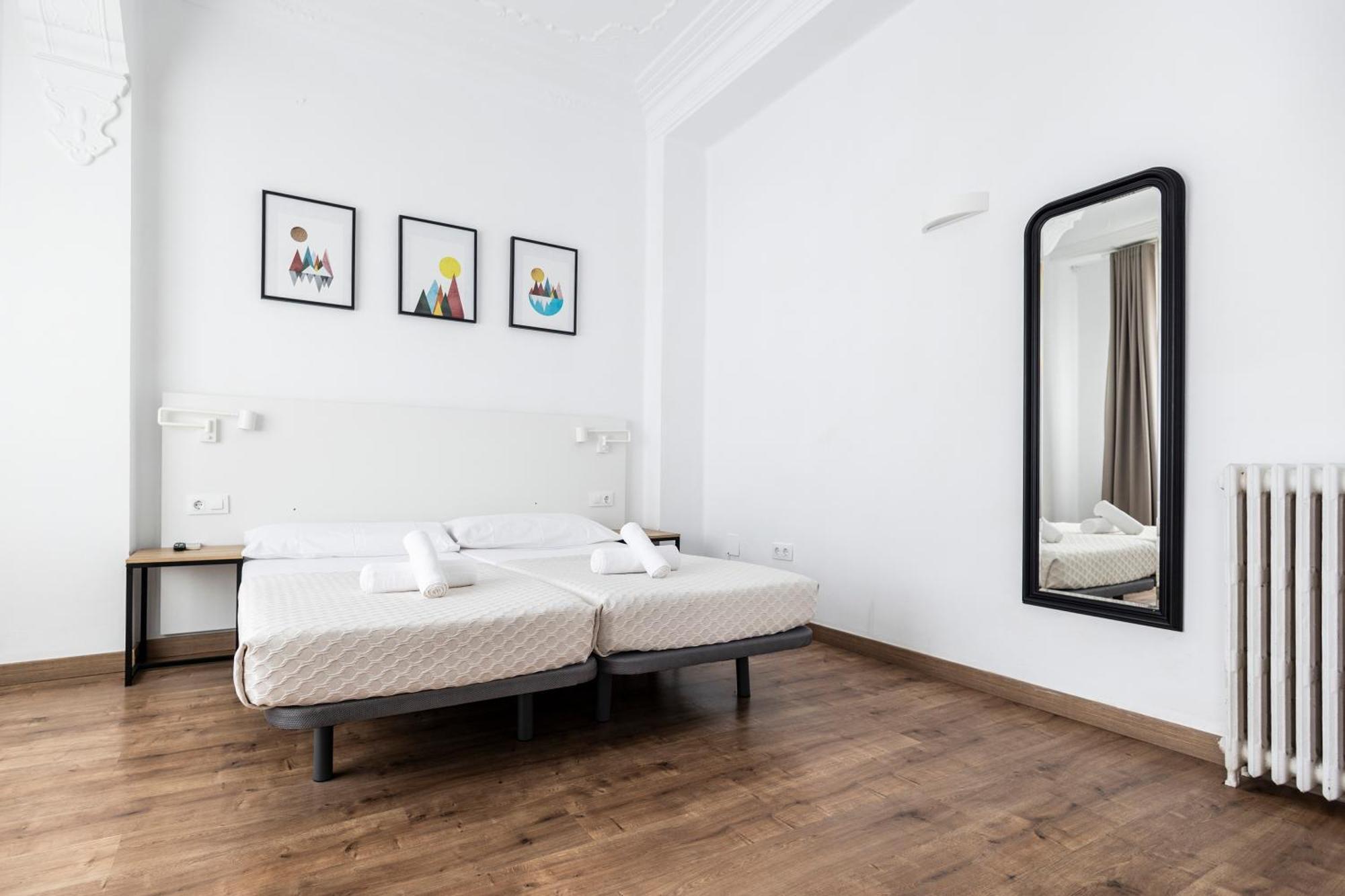 Concept Rooms Valencia Eksteriør bilde